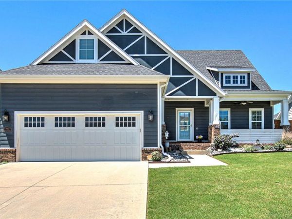 805 Hampstead Heath, Cave Springs, AR 72718
