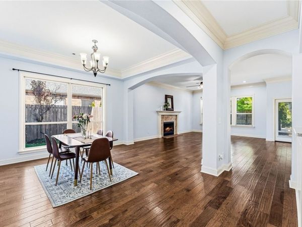 1407 SW Wisteria Avenue, Bentonville, AR 72713