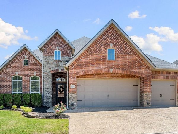 1407 SW Wisteria Avenue, Bentonville, AR 72713
