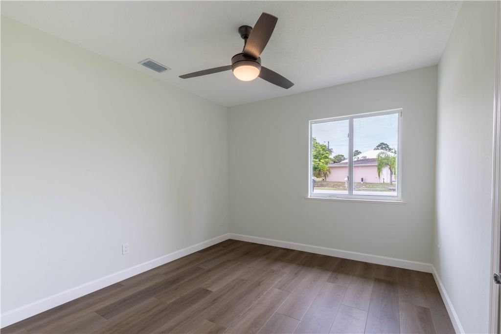 882 Gilbert Street, Sebastian, FL 32958 Photo