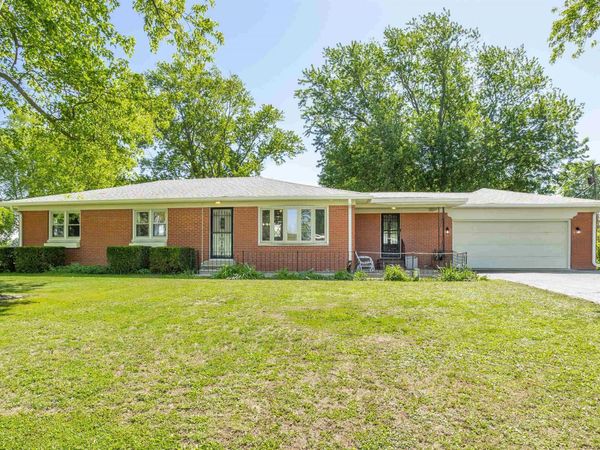 4946 Barnett Avenue, Sharpsville, IN 46068