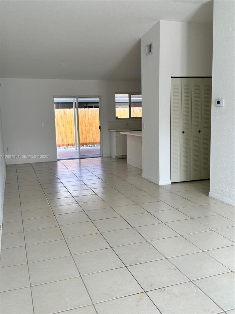 18388 NW 75th Psge, Unit 2603, Hialeah, FL 33015 Photo