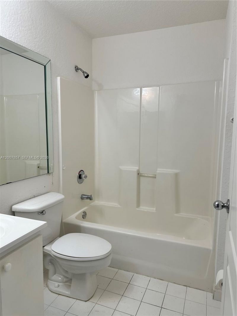 18388 NW 75th Psge, Unit 2603, Hialeah, FL 33015 Photo