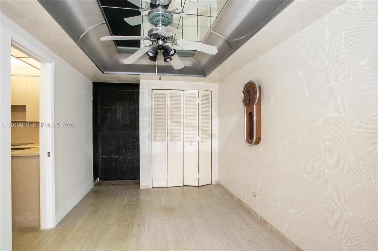 1800 NE 114th St , Unit 1502, Miami, FL 33181 Photo