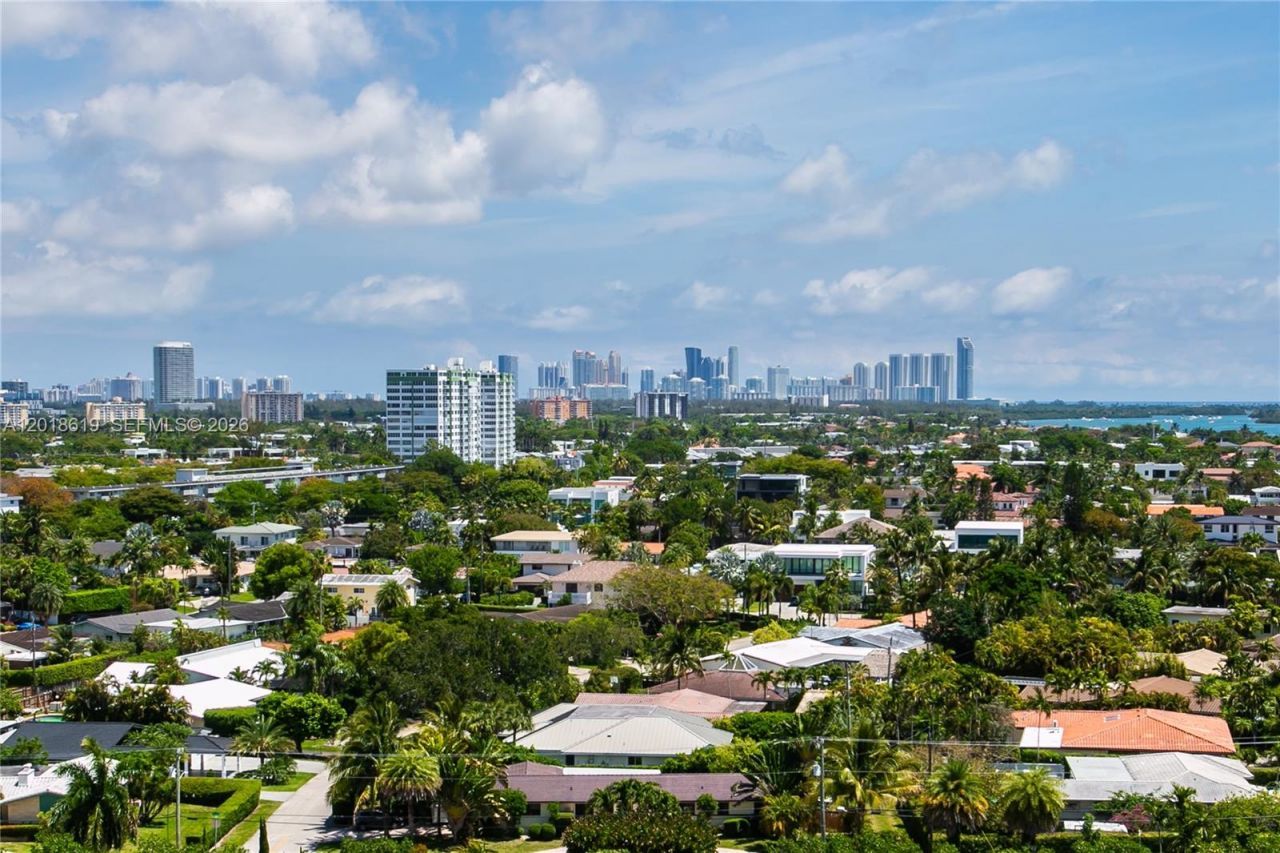 1800 NE 114th St , Unit 1502, Miami, FL 33181 Photo