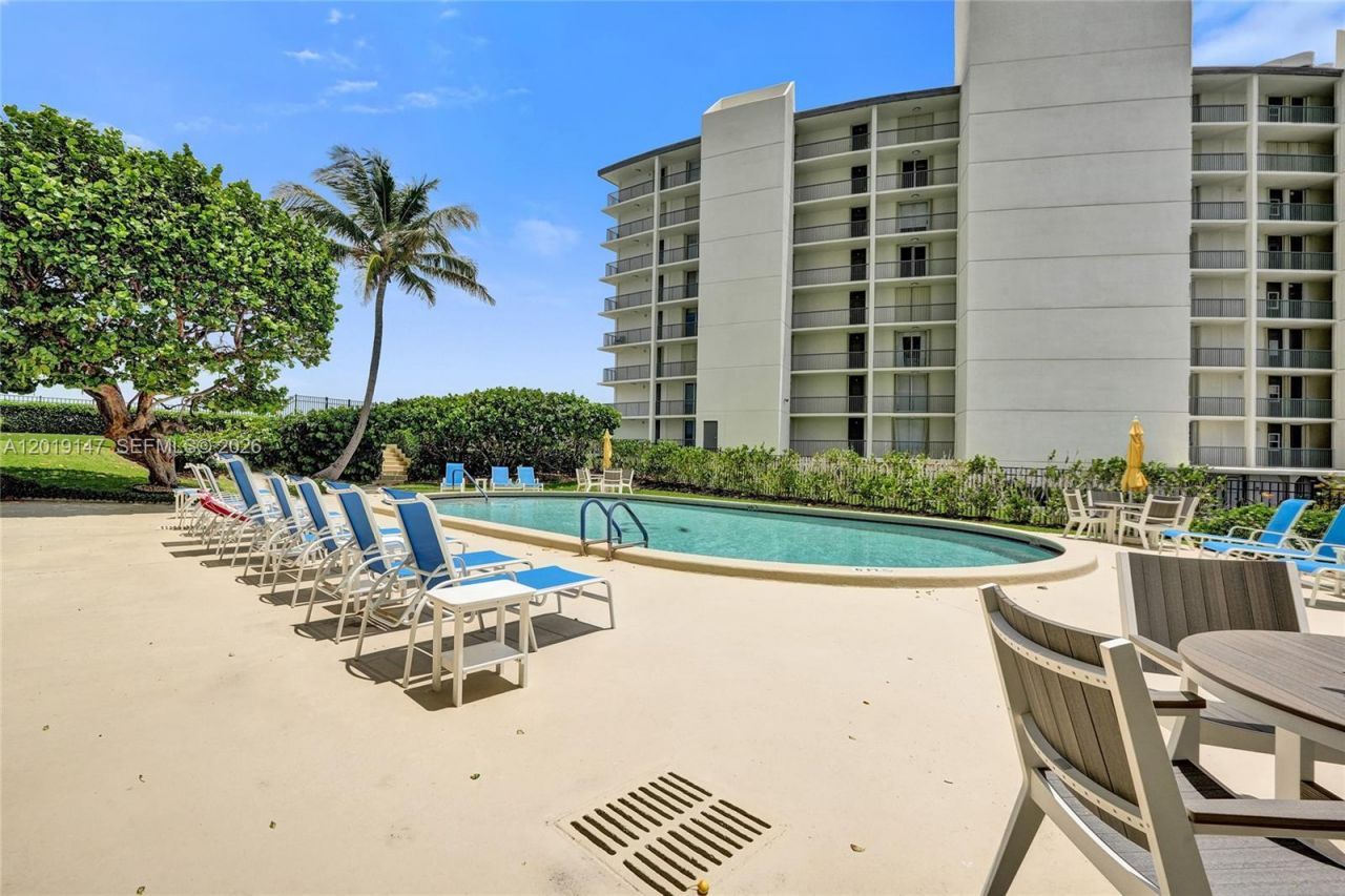 5420 N Ocean Dr , Unit 2201, Singer Island, FL 33404 Photo