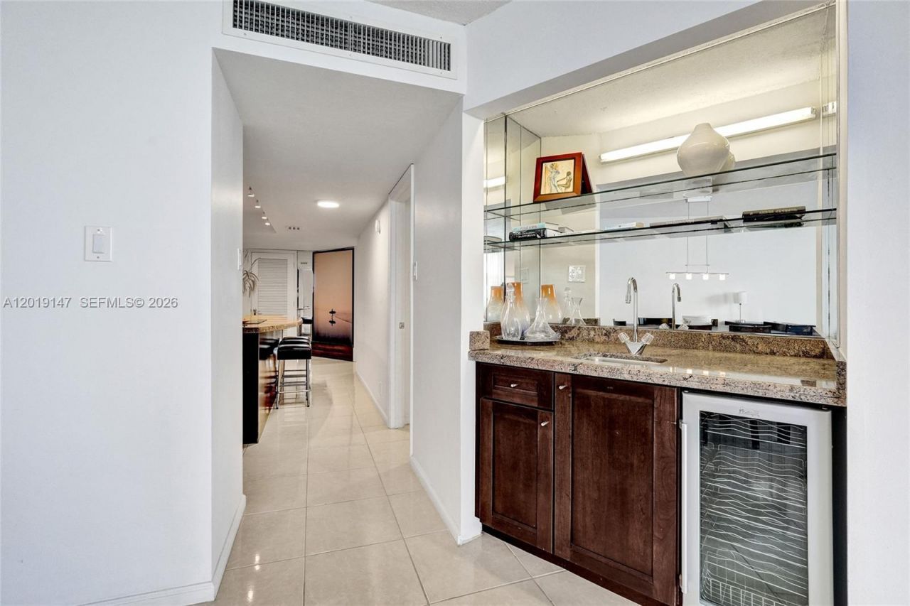 5420 N Ocean Dr , Unit 2201, Singer Island, FL 33404 Photo