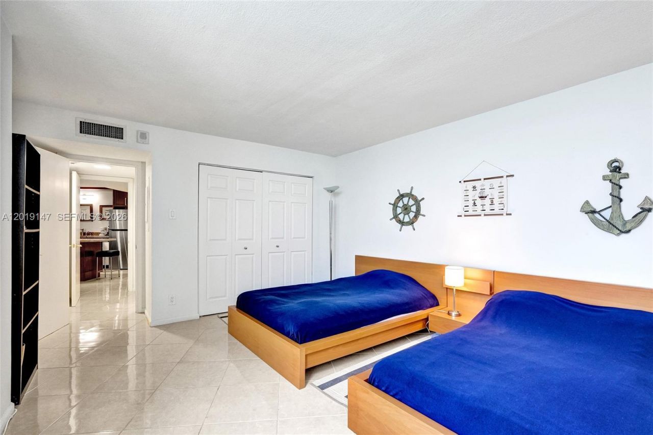 5420 N Ocean Dr , Unit 2201, Singer Island, FL 33404 Photo