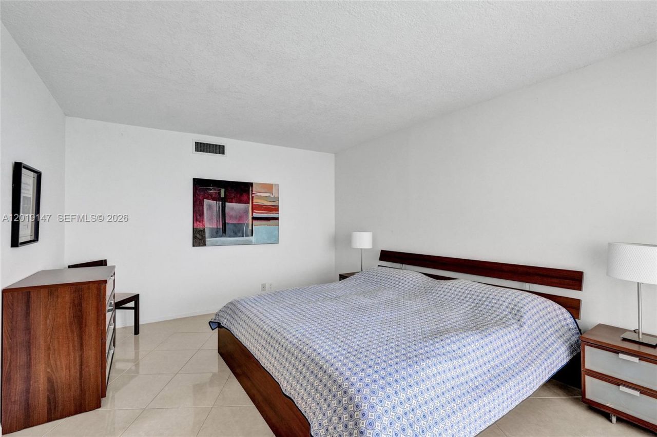 5420 N Ocean Dr , Unit 2201, Singer Island, FL 33404 Photo