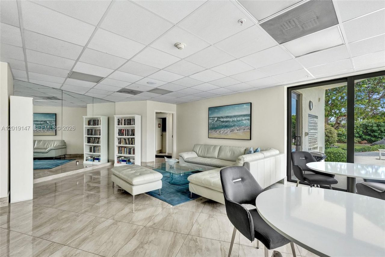 5420 N Ocean Dr , Unit 2201, Singer Island, FL 33404 Photo