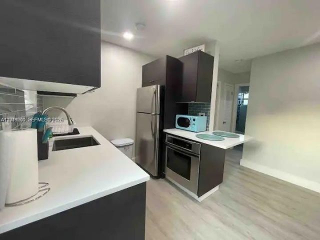 1925 Dewey St, Unit 1927, Hollywood, FL 33020 Photo
