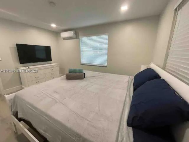1925 Dewey St, Unit 1927, Hollywood, FL 33020 Photo