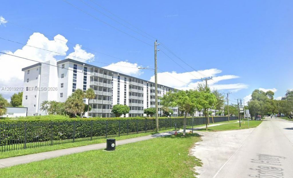 16851 NE 23rd Ave, Unit A217, North Miami Beach, FL 33160 Main Photo