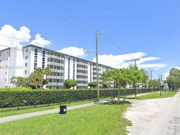 16851 NE 23rd Ave, Unit A217, North Miami Beach, FL 33160