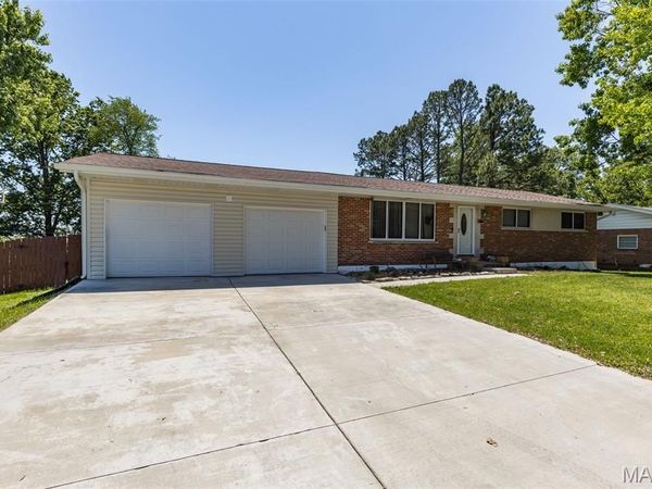 1205 Connie Drive, Arnold, MO 63010