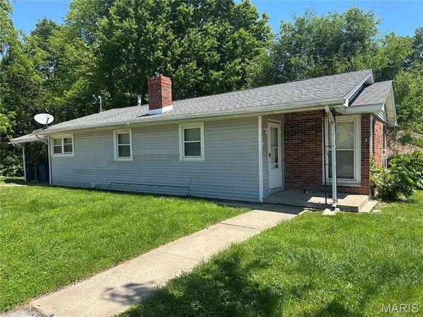 2200 Judson Avenue , Alton, IL 62002