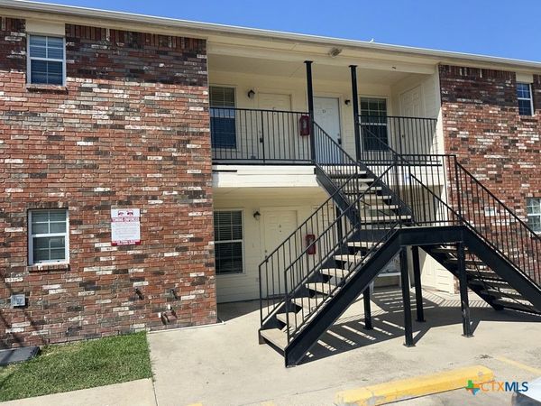 105 W Truman Avenue , Copperas Cove, TX 76522