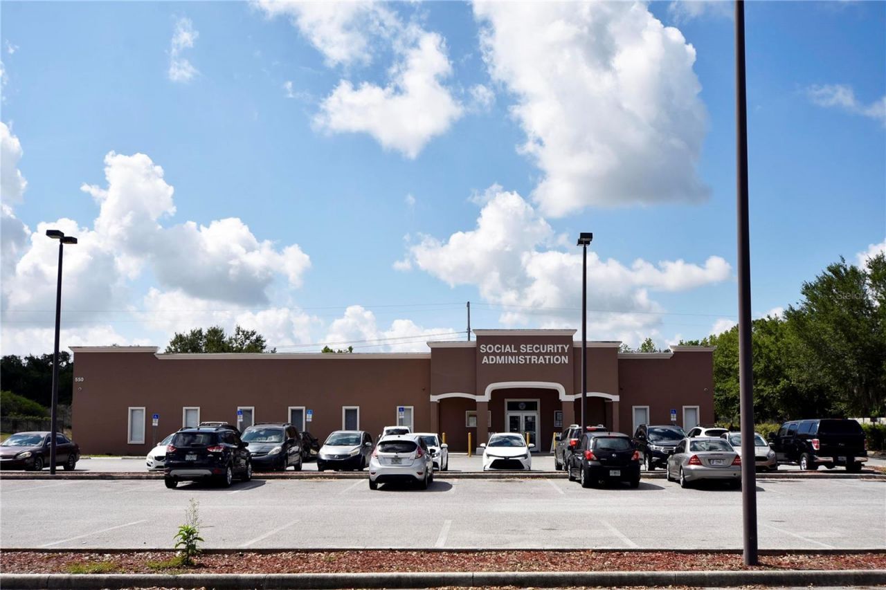 550 Commerce Drive , Lakeland, FL 33813 Photo