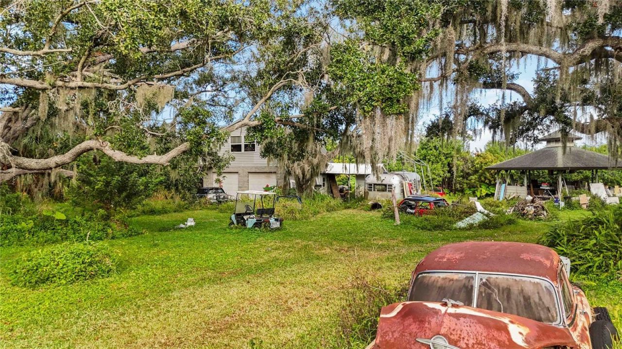 8011 41st Avenue E, Bradenton, FL 34211 Photo