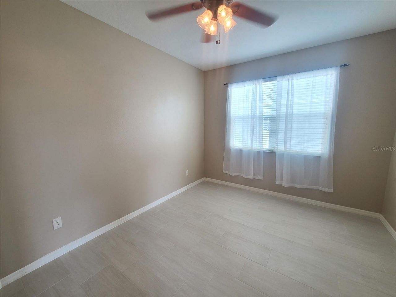 898 Moses Loop , The Villages, FL 32162 Photo