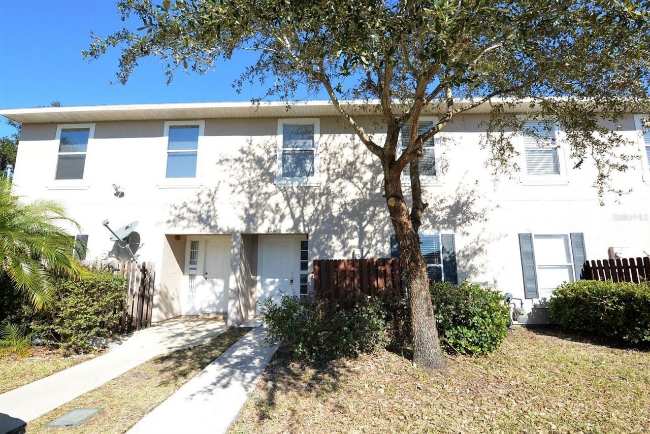 1066 Dolphin Drive , Winter Garden, FL 34787 Main Photo