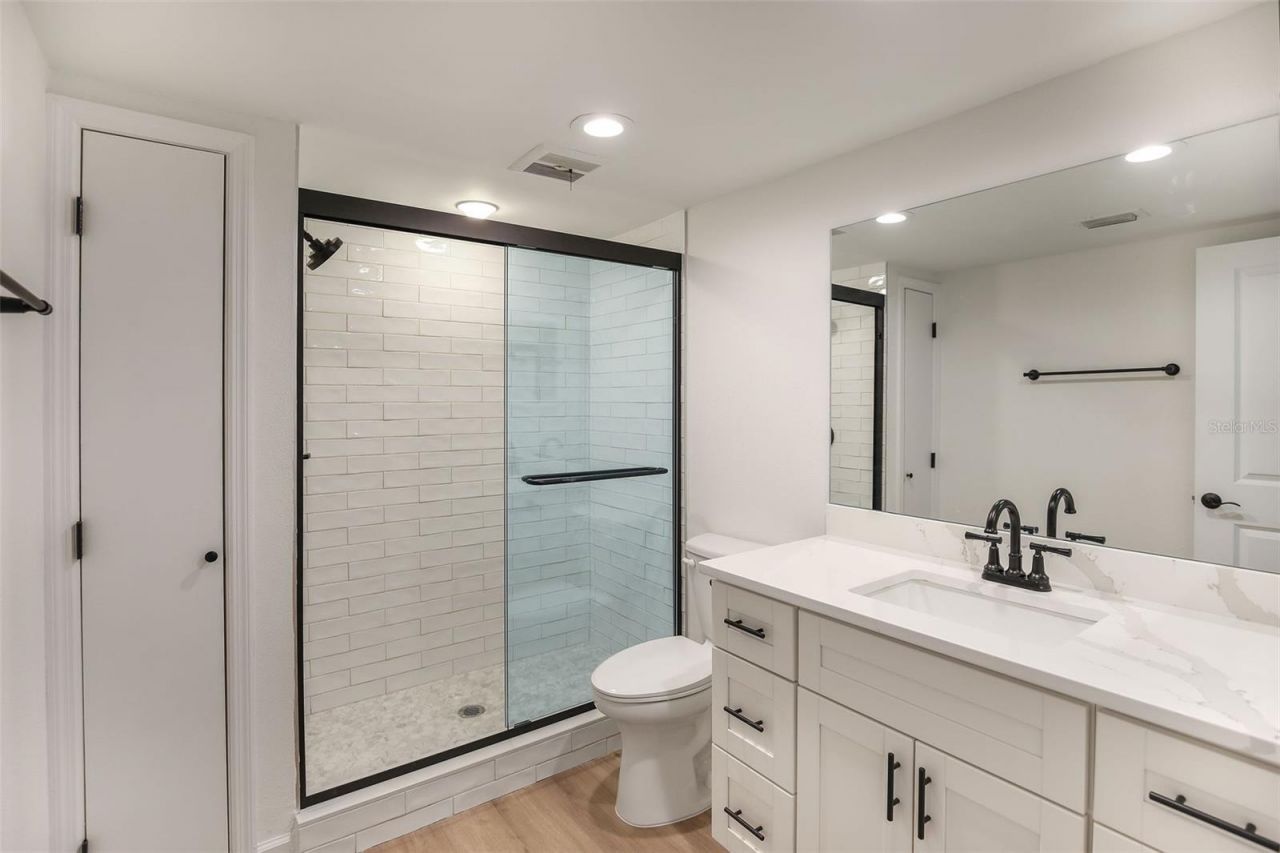 4570 Overlook Drive Ne, Unit 179, Saint Petersburg, FL 33703 Photo