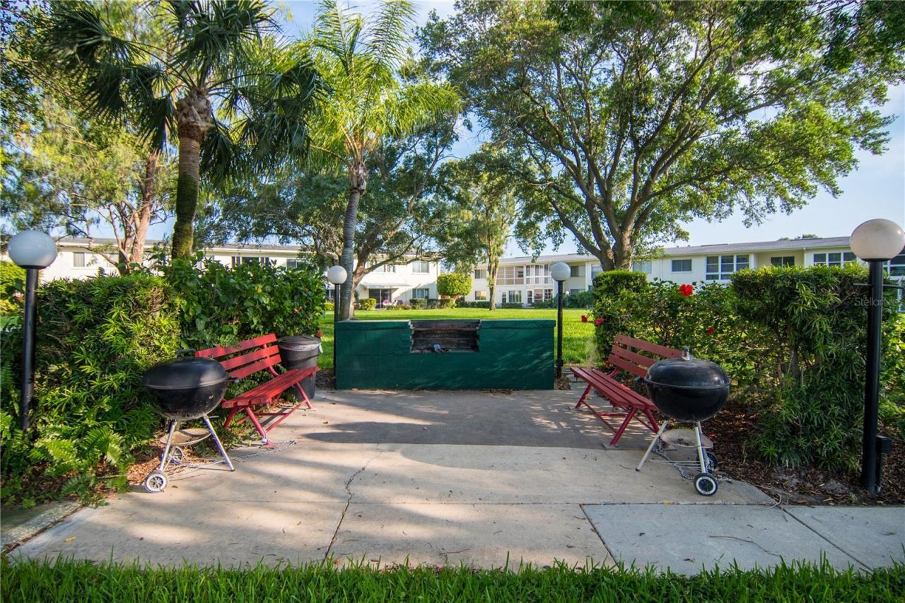 4570 Overlook Drive Ne, Unit 179, Saint Petersburg, FL 33703 Photo