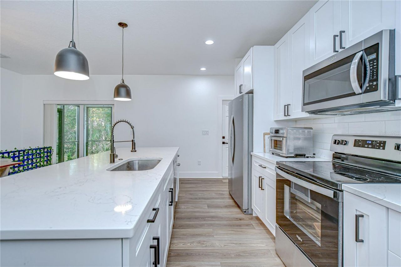 1051 44th Street S, Saint Petersburg, FL 33711 Photo