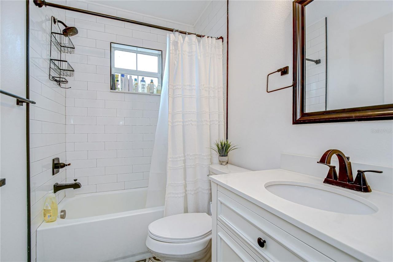 1051 44th Street S, Saint Petersburg, FL 33711 Photo