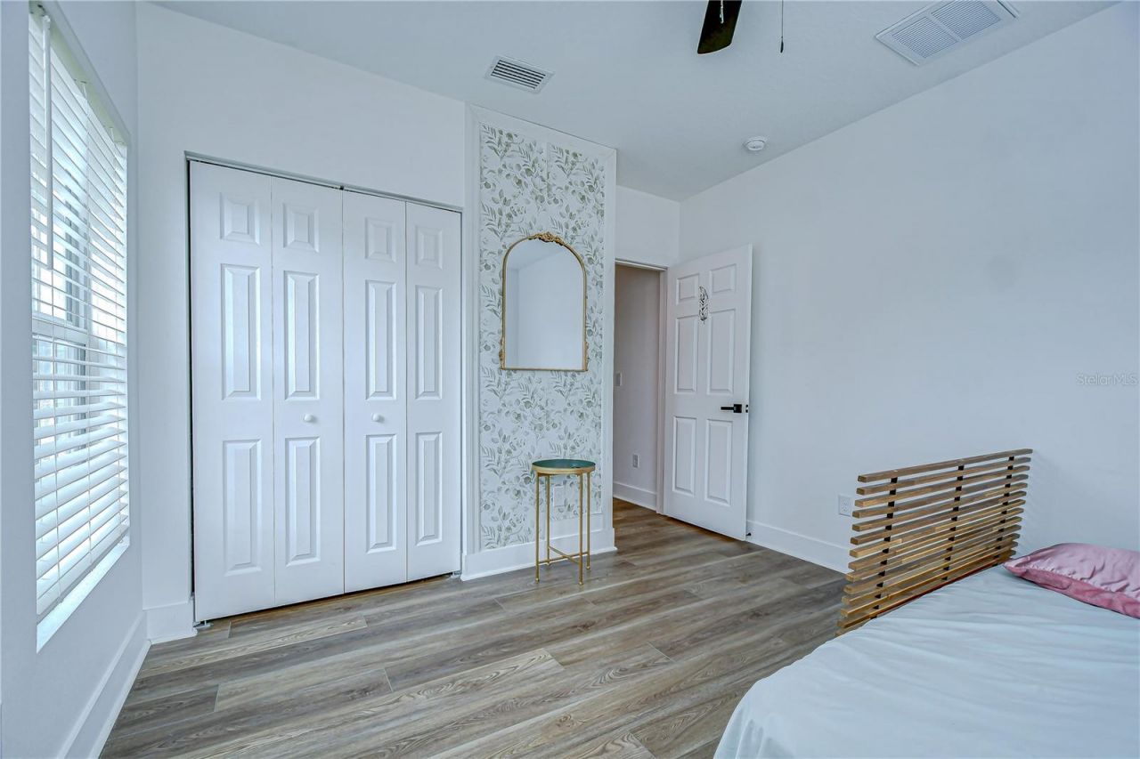 1051 44th Street S, Saint Petersburg, FL 33711 Photo