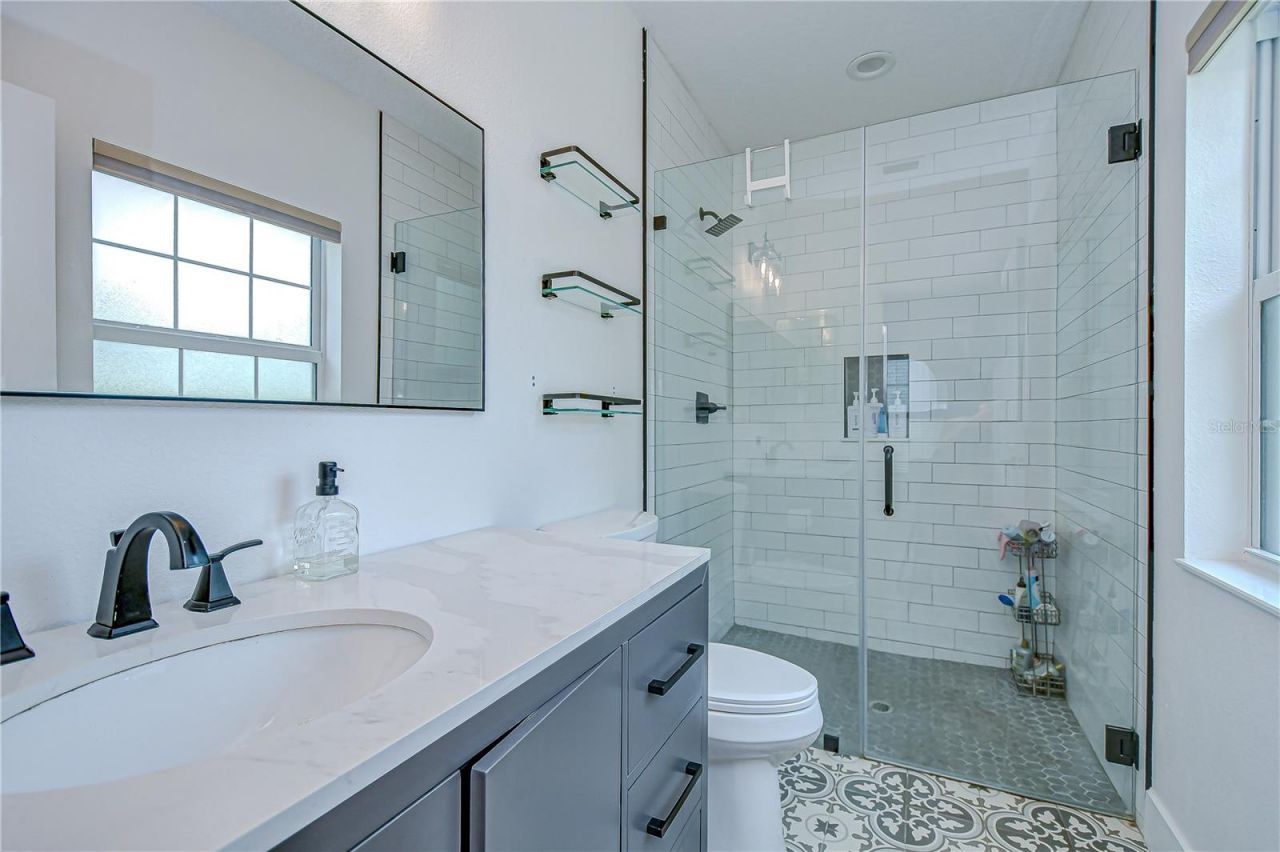 1051 44th Street S, Saint Petersburg, FL 33711 Photo
