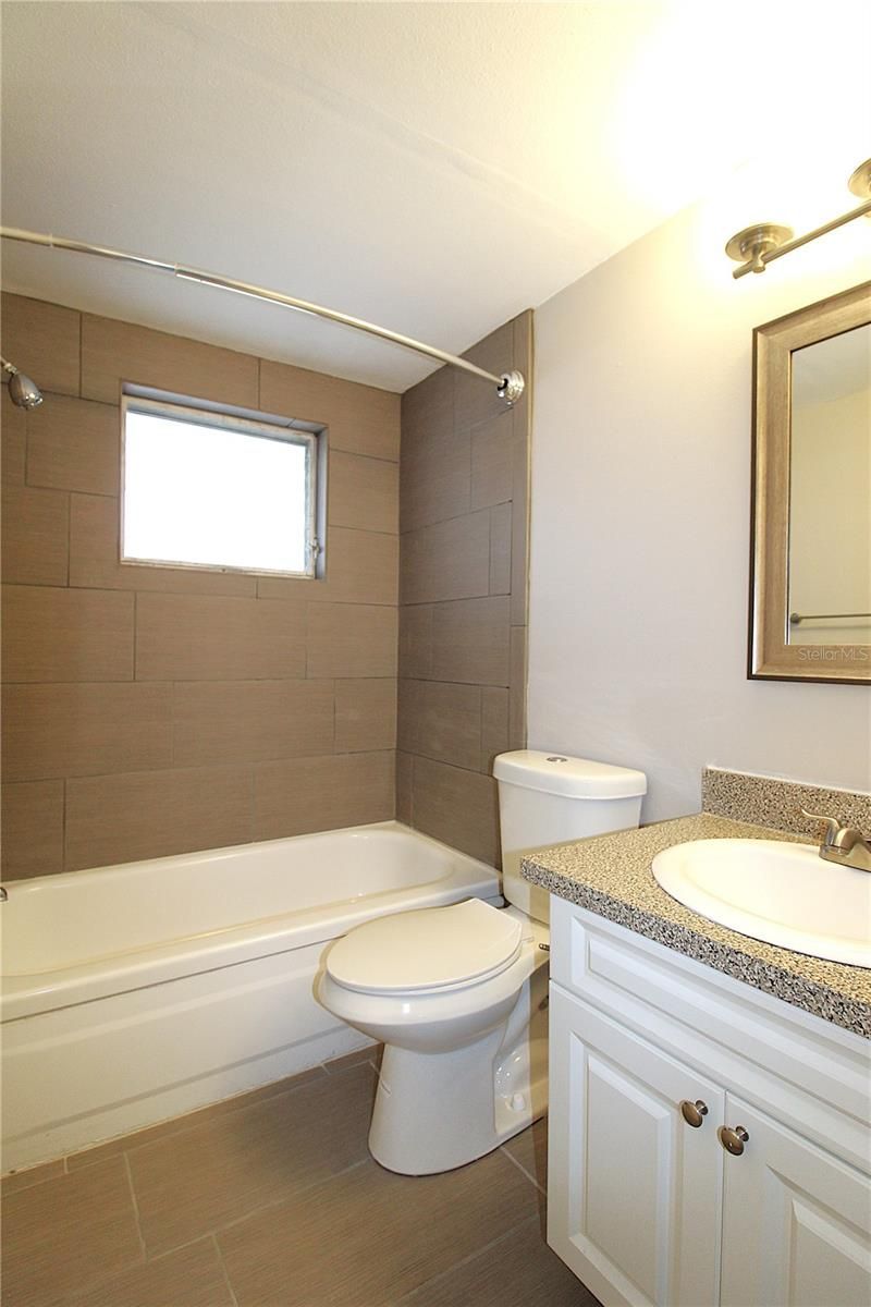 3001 Bee Ridge Road, Unit 107, Sarasota, FL 34239 Photo