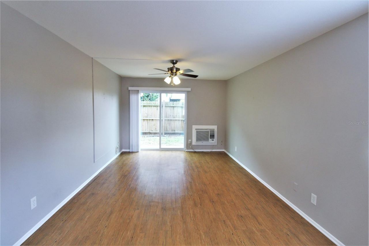 3001 Bee Ridge Road, Unit 124, Sarasota, FL 34239 Photo