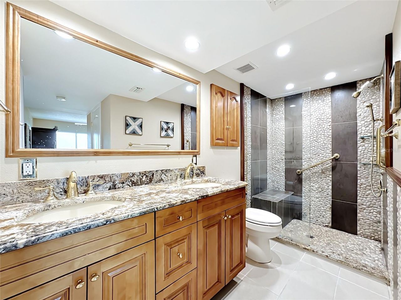 1515 Pelican Point Drive, Unit BA185, Sarasota, FL 34231 Photo