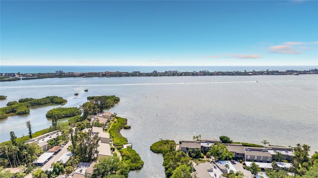 1515 Pelican Point Drive, Unit BA185, Sarasota, FL 34231 Photo