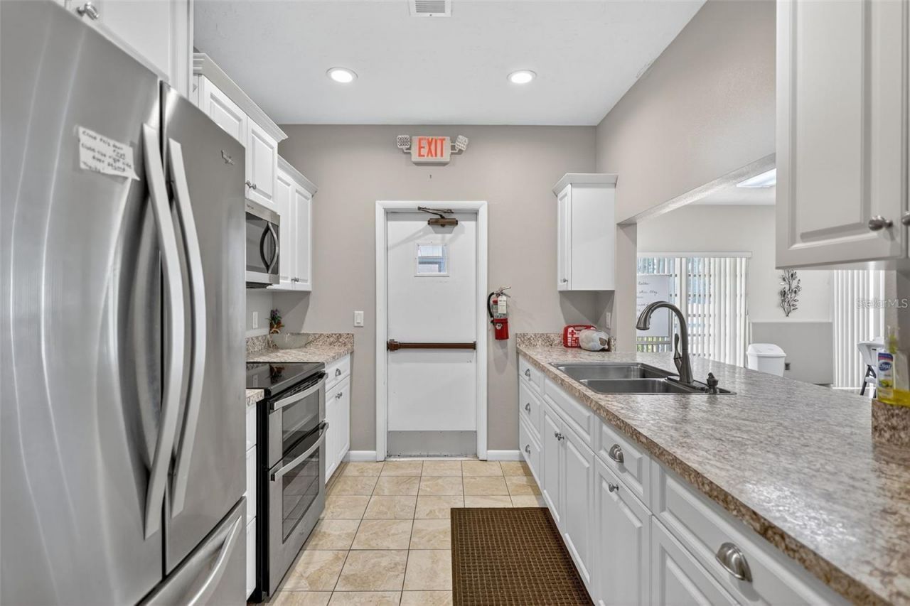 3403 41st Street W, Unit 19, Bradenton, FL 34205 Photo