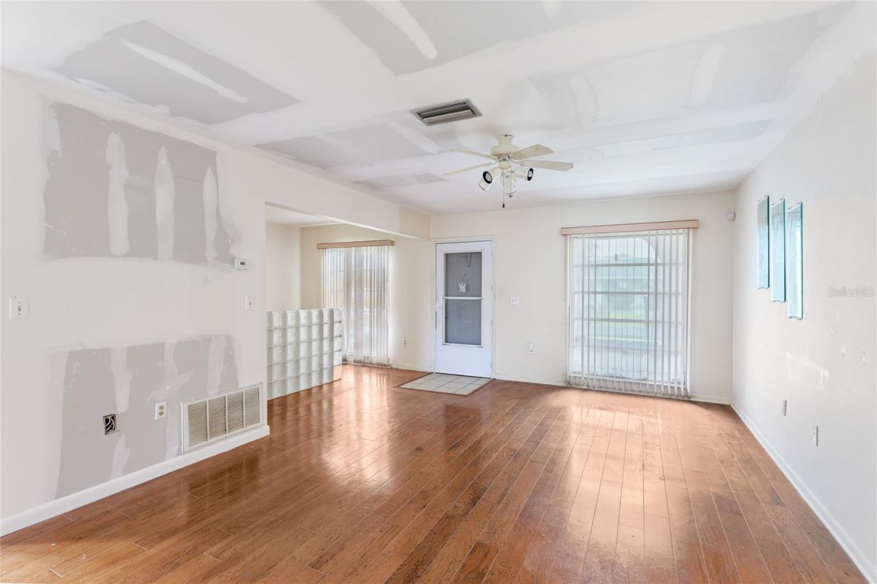 3403 41st Street W, Unit 19, Bradenton, FL 34205 Photo