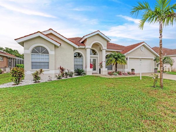 7327 38TH COURT EAST, SARASOTA, FL 34243