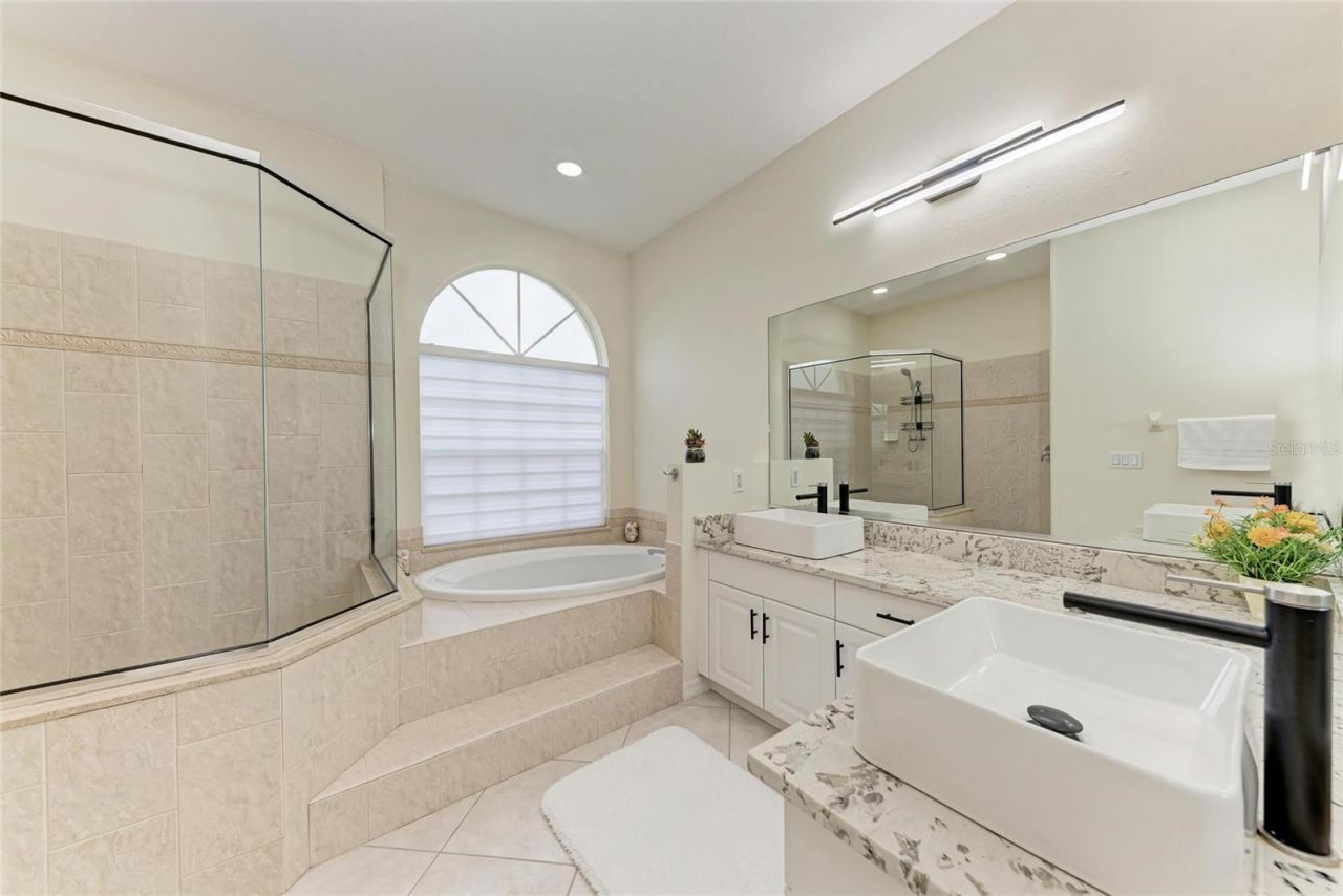 7327 38th Court East, Sarasota, FL 34243 Photo
