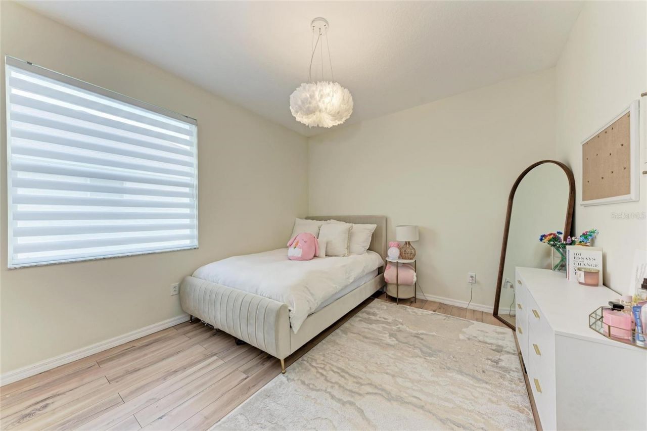 7327 38th Court East, Sarasota, FL 34243 Photo