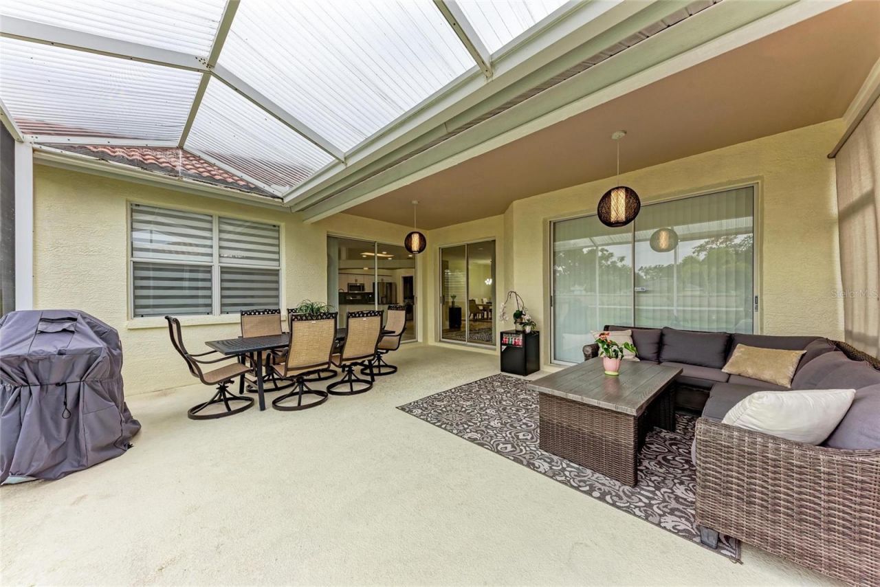 7327 38th Court East, Sarasota, FL 34243 Photo