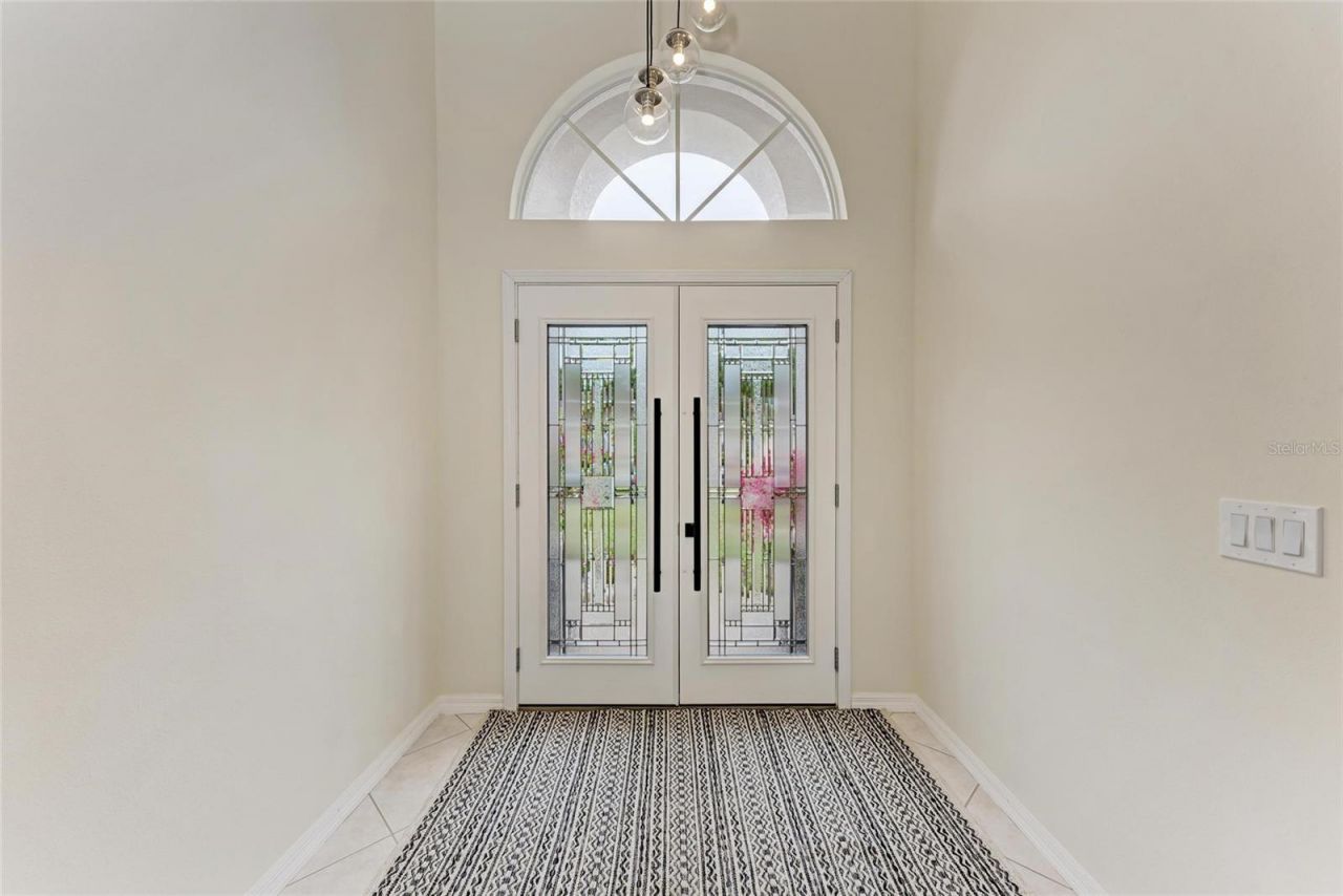 7327 38th Court East, Sarasota, FL 34243 Photo