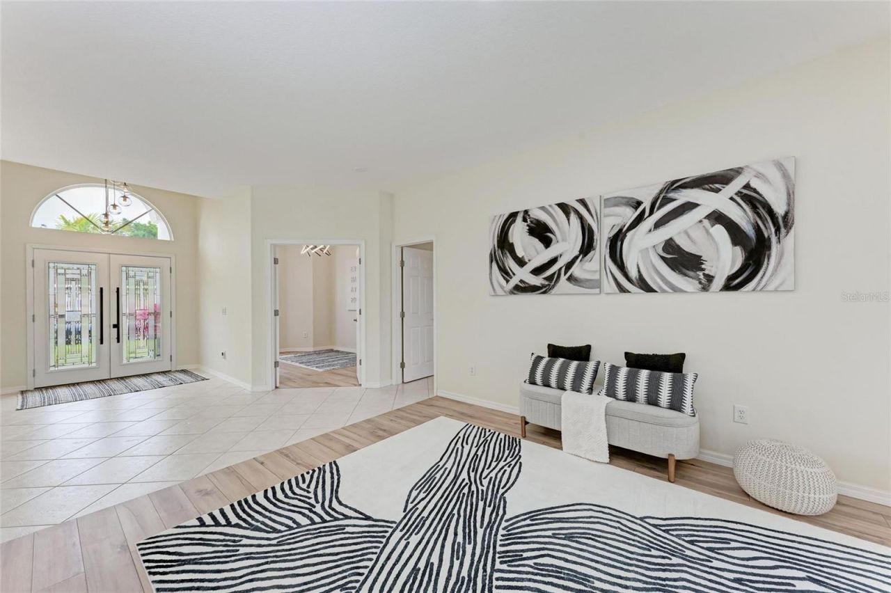 7327 38th Court East, Sarasota, FL 34243 Photo