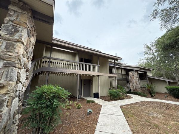2010 CORNER LAKE DRIVE , Unit 2010, HAINES CITY, FL 33844