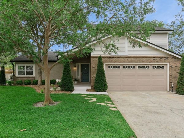 8328 CROSSWICKS DRIVE, ORLANDO, FL 32819