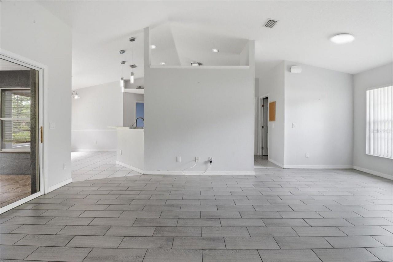 7630 N Galt Point , Citrus Springs, FL 34434 Photo