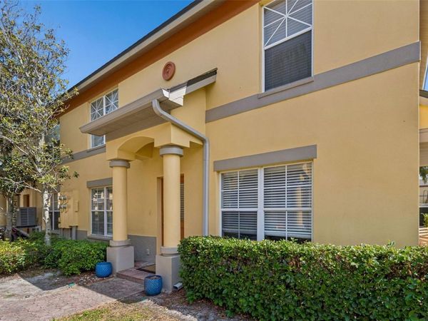 3863 ISLAND WAY , ST PETERSBURG, FL 33705