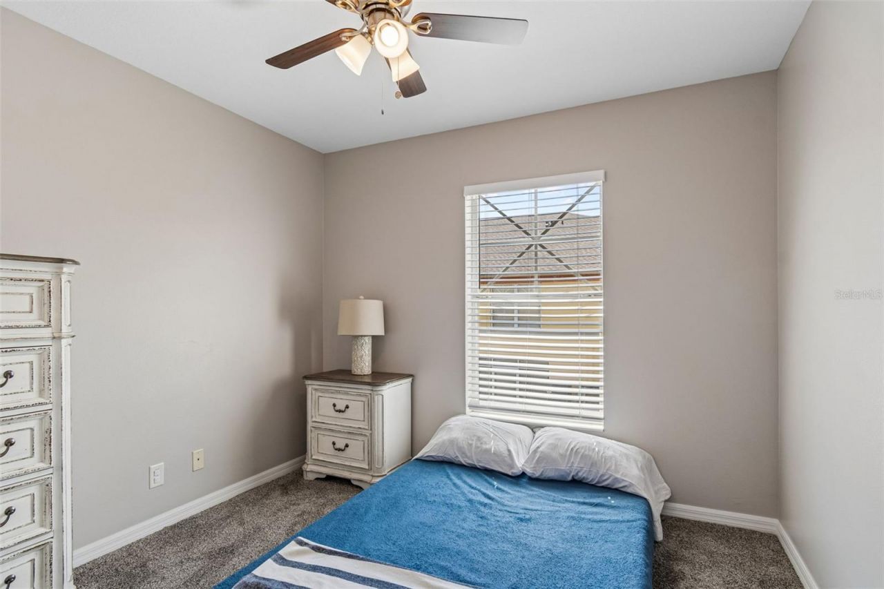 3863 Island Way , Saint Petersburg, FL 33705 Photo