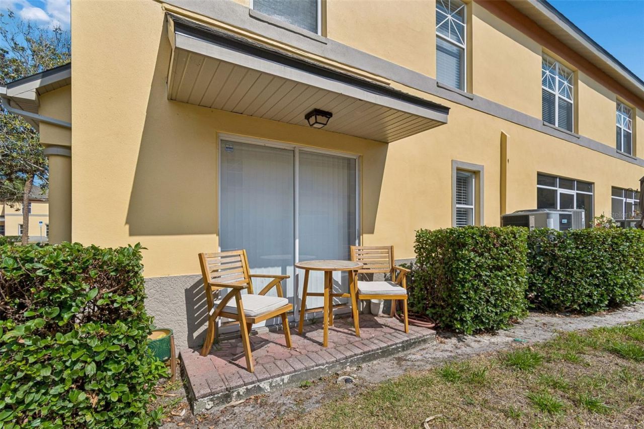 3863 Island Way , Saint Petersburg, FL 33705 Photo