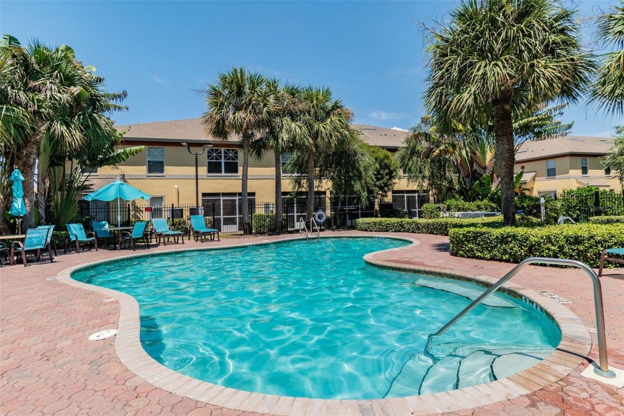 3863 Island Way , Saint Petersburg, FL 33705 Photo
